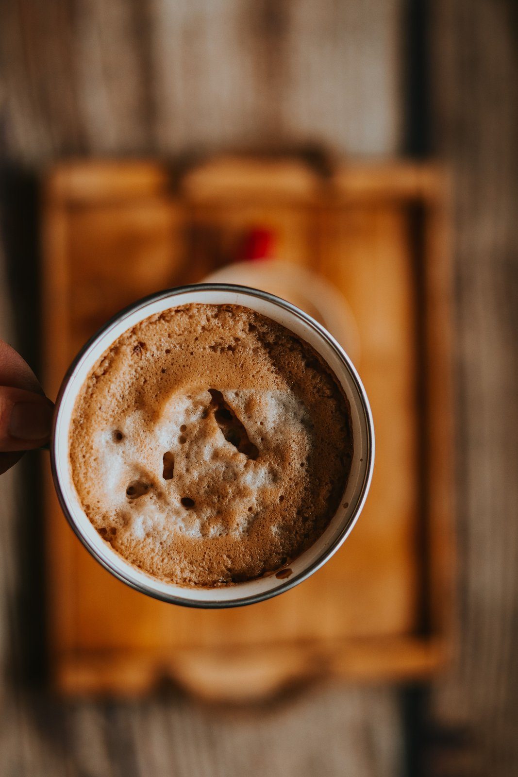 A cup of coffee, illustrating that moderate coffee intake hydrates about as well as water while high-caffeine energy drinks are a different matter in the heat