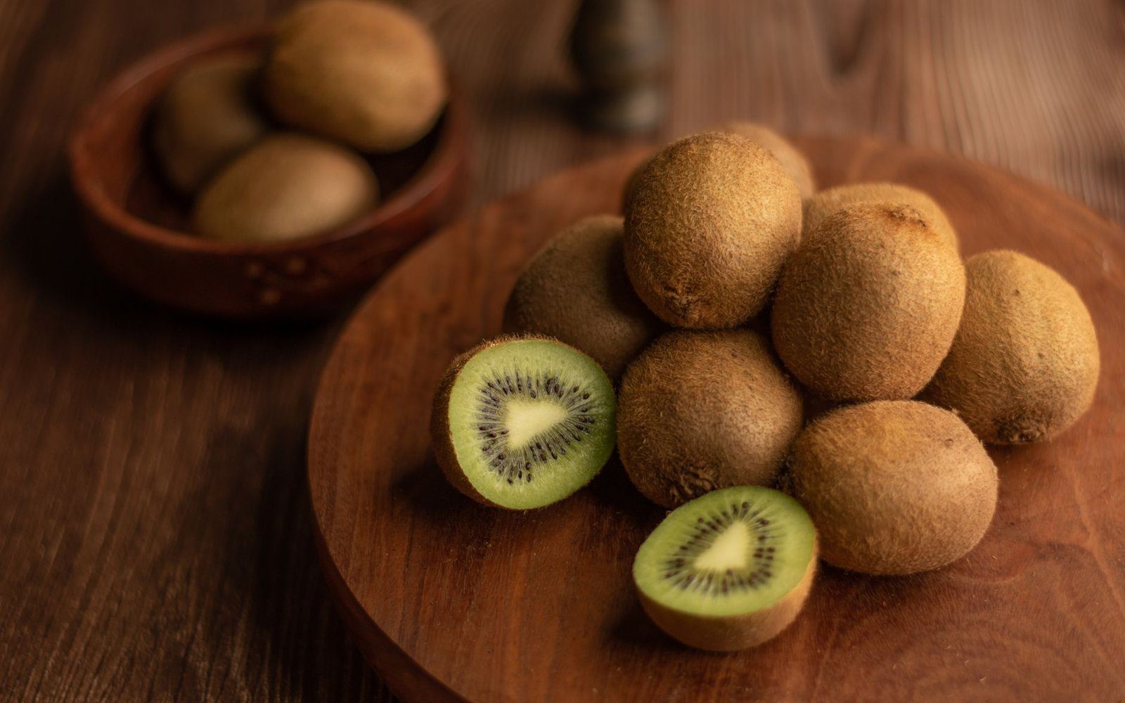Kiwis coupés, illustration de la recommandation d'au moins 5 fruits et légumes par jour