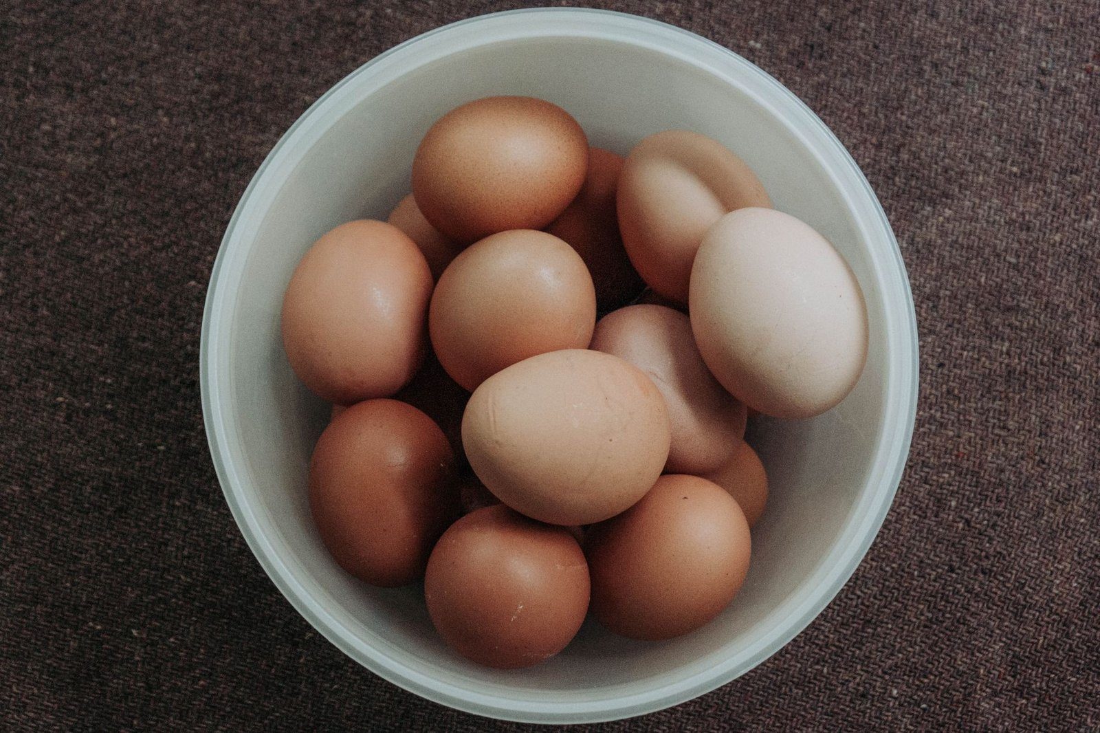 糖質を抑えた高たんぱくな食事の例。糖質制限中はケトン体由来のニオイが出やすいと言われている